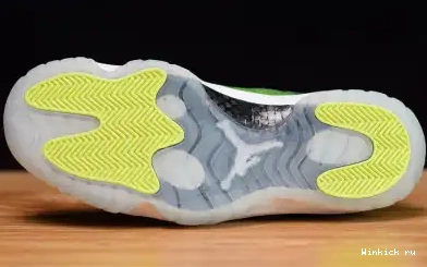 GREEN - LOW 11 JORDAN RETRO SNAKESKIN 0704